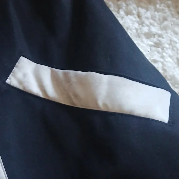 USED Colorblock Trench - Picture 7 of 14